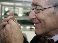 Dr. Eric Chivian with tree frog