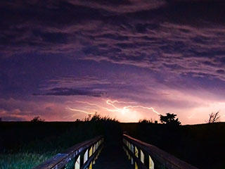 Lightning storm © Pete Sutton