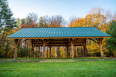 Head-on view of the Teaching Pavilion at Arcadia © Phil Doyle