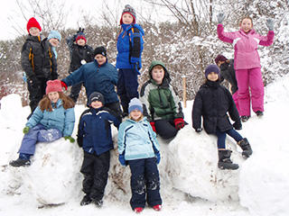 Kids in the snow vacation week at Broadmoor Wildlife Sanctuary