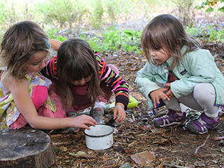 Nature Preschool Girls Outside 320