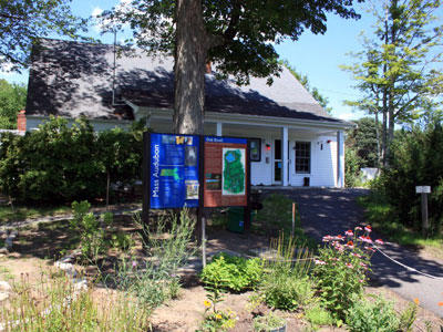 Visitor Center at Mass Audubon Oak Knoll Wildlife Sanctuary