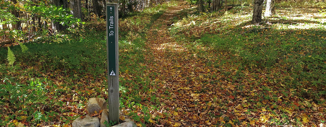 Trailhead at Road's End Wildlife Sanctuary