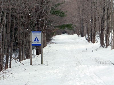 Mass Audubon Road's End Wildlife Sanctuary in winter © Richard Johnson