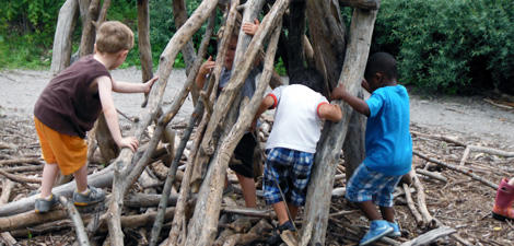 Kids exploring the Nature Nook at BNC