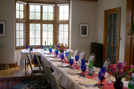 Living Room With Dinner Party Set Up For 20